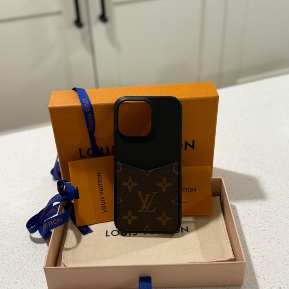 iPhone 15 Pro Max Pallas bumper - Picture 5 of 8